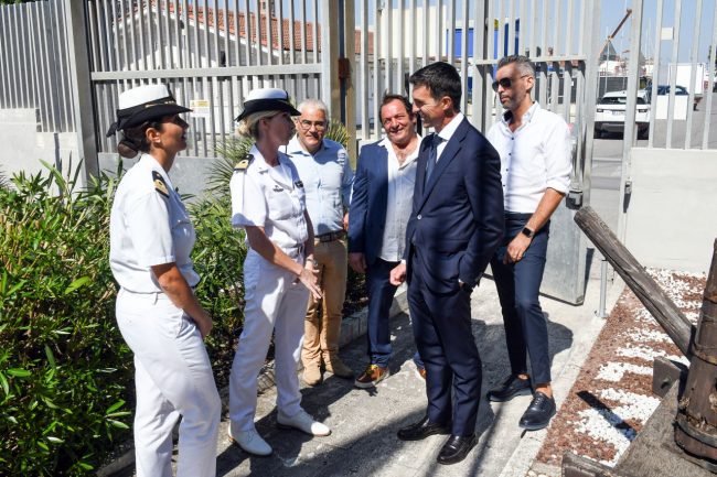 acquaroli-in-capitaneria-di-porto-di-civitanova-FDM-2-650x433