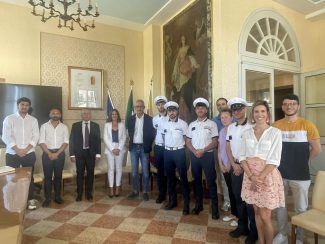 dipendenti-comunali2-1-325x244