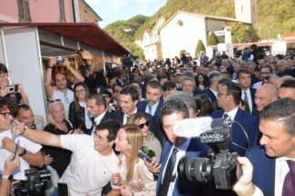 AcquaroliMeloni_02-325x216