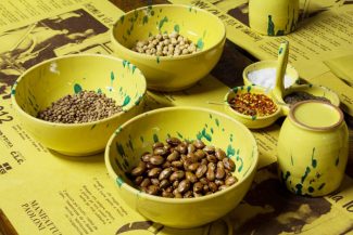 Appignano_Legumi-nelle-ciotole-di-ceramica