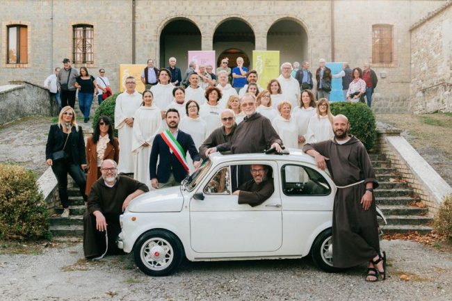 Cingoli-festa-della-Burla-14-e-15-ottobre-2023-Marche-culla-dei-Cappuccini-650x433