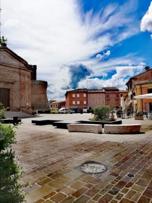 Piazza-Garibaldi-Urbisaglia