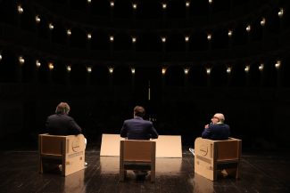 Pierluigi-Pardo-Ciro-Ferrara-e-Marco-Ardemagni-a-teatro