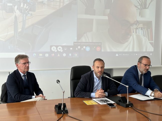Spaterna-Lucarelli-Pasqui-e-dietro-Santini