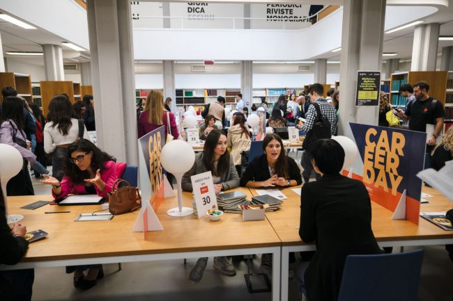 career-day-2023_02-650x433