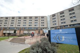ospedale_Torrette-DSC_4721-325x216