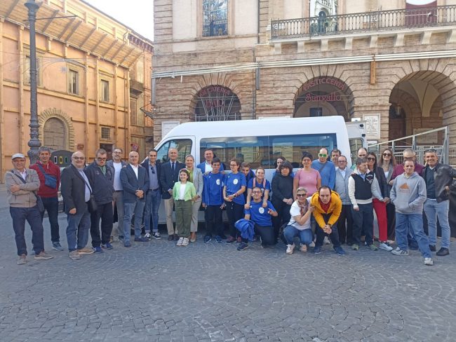 van-cerimonia-consegna-2023-650x488
