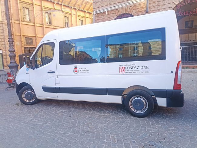van1-650x488