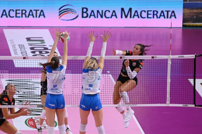 balducci-pallavolo-femminile-17-650x432