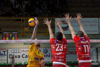banca-macerata-palmi2-325x217