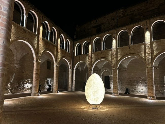 chiostro-castello-al-monte-san-severino