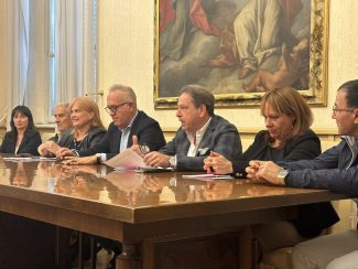 conferenza_palio_comuni-3-325x244