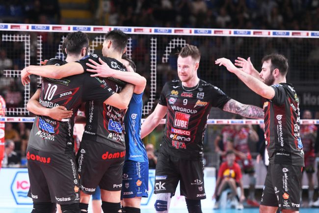 lube-volley-sir-perugia-FDM-17-650x433