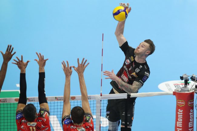 supercoppa-finale-lube-perugia-biella3-650x433