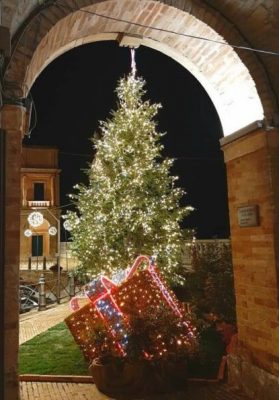 treia-albero-di-natale