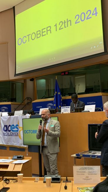 Angelo-Spagnuolo-presenta-AIVA-e-Overtime-a-Bruxelles