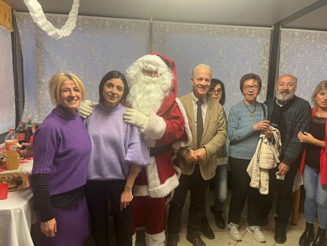 Casa-Amica-Natale-1-650x488