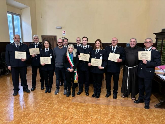 Onorificenze-Regione-Polizia-Locale9-650x488