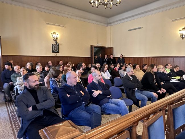 auguri_dipendenti_comune-4-1-650x488