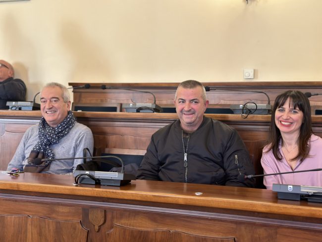 auguri_dipendenti_comune-5-650x488