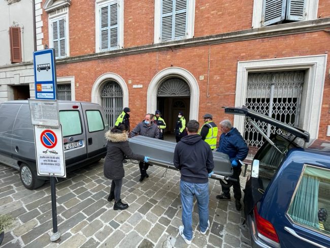 donne-morte-stortini-recanati-sorelle