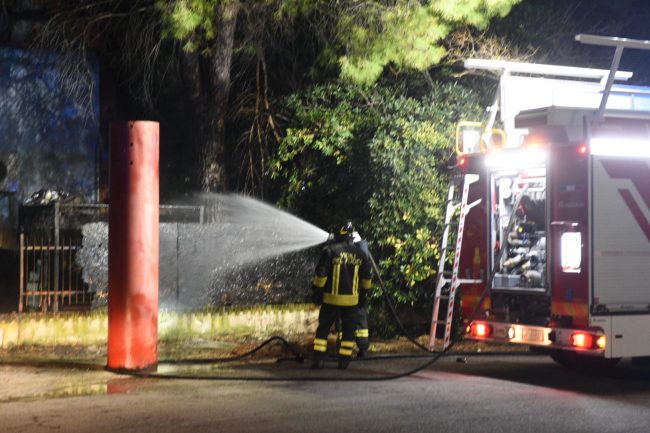 hollywood-incendio2-650x433