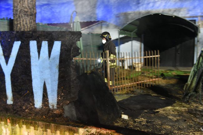 hollywood-incendio9-650x433