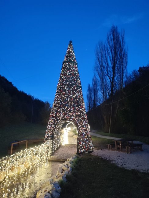 illuminazione-acque-pieve-torina2-488x650