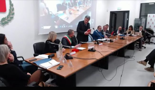 leoni-consiglio-comunale-camerino