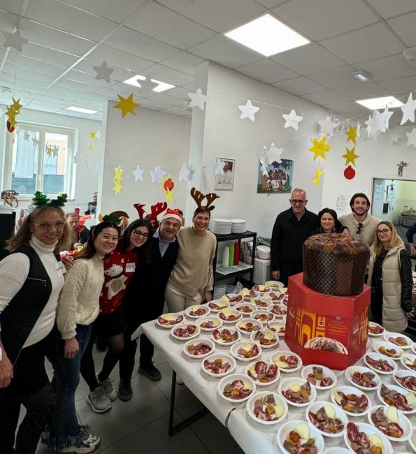 pranzo-caritas-3-595x650