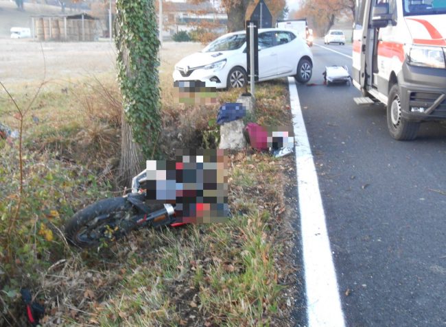 schianto-moto-san-severino_censored-1-1-650x477