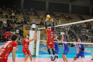 volley-banca-macerata-modica-4-325x217