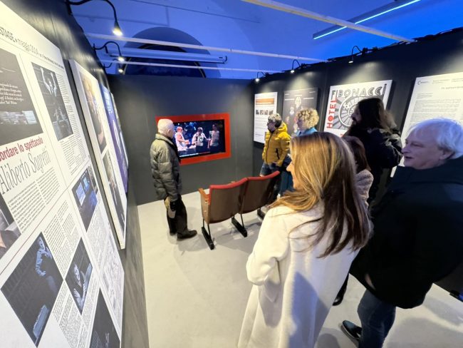 Alcuni-momenti-della-mostra-2-650x488