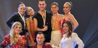 Formazione-New-Fashion-sul-podio-e1706172757389-325x159