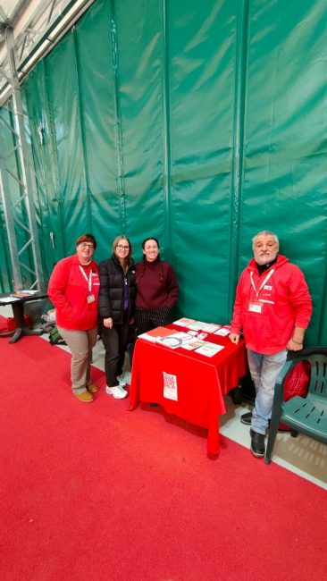 Foto-di-gruppo-dal-Torneo-di-beneficienza_2-366x650