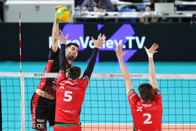 Lube-Volley-Maaseik-3-1-650x434