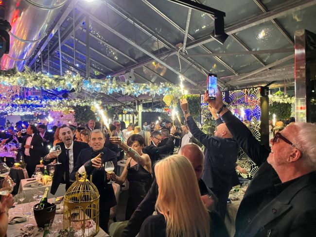 capodanno-2024-la-serra-civitanova-1-650x488