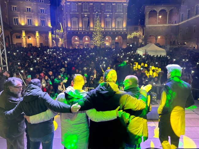 capodanno-piazza-macerata-1-650x488