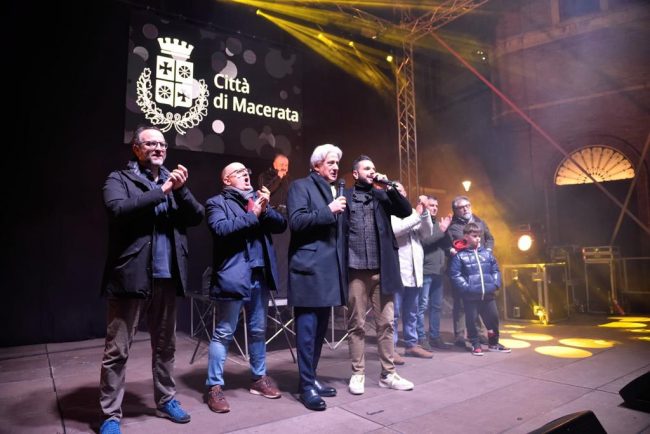 capodanno_foto_carlo_torresi-8-650x434