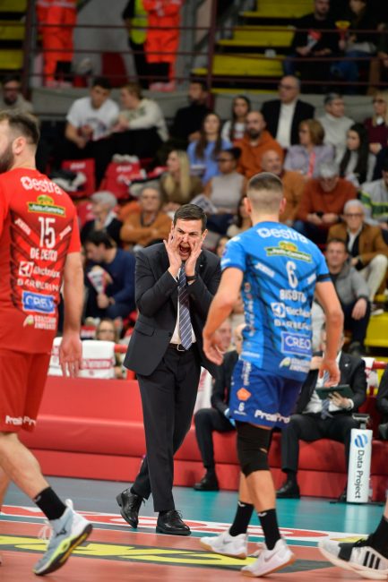 perugia-lube-21-433x650