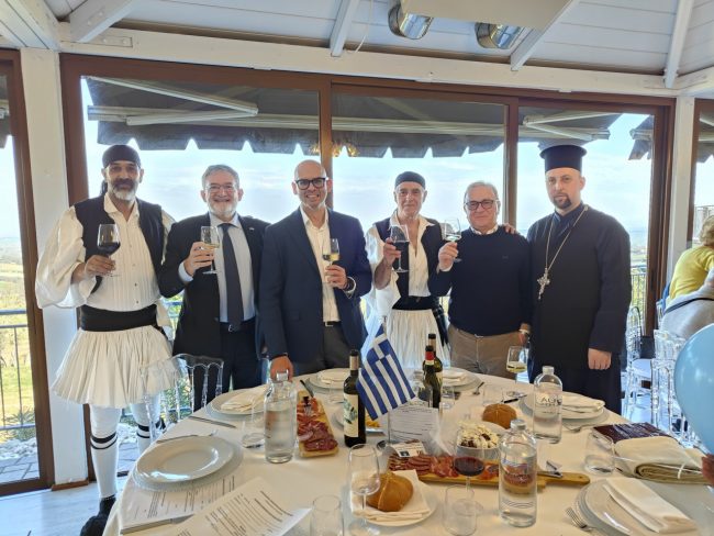 CEM-2024-Festa_Greca_Vassilopita-650x488