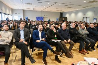 Lavoro-per-il-futuro-5-325x217