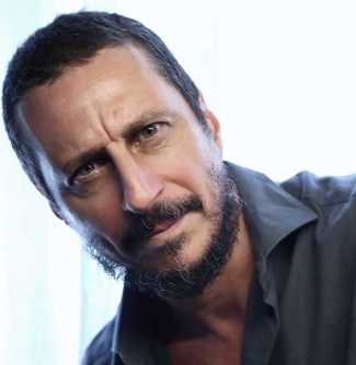 Luca-Bizzarri-e1706869142910-325x334