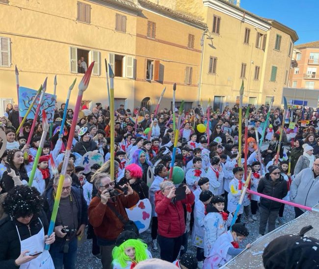 carnevale-passo-di-treia-16-650x548