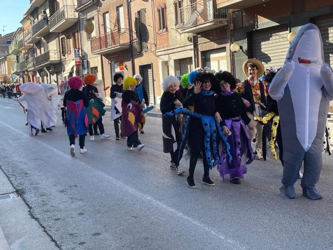 carnevale-passo-di-treia-5-650x488