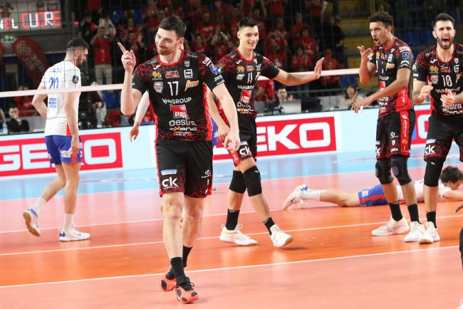 lube-halkbank-1-650x434