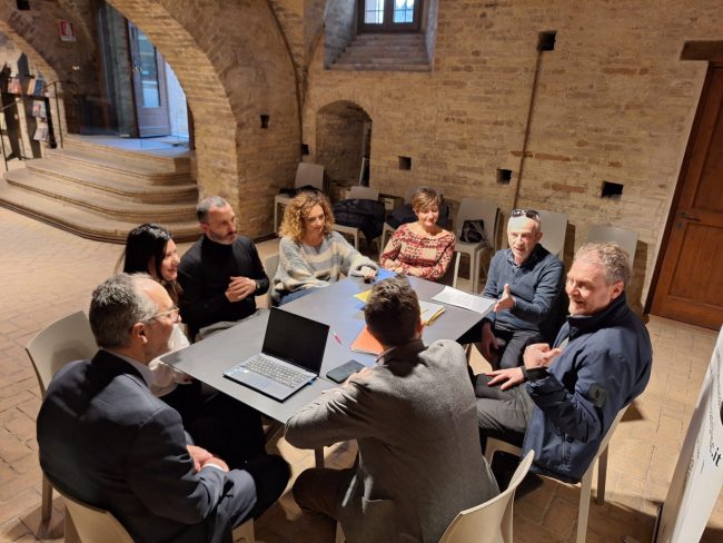 scuola-monte-san-giusto-firma