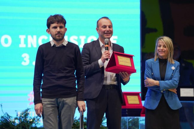 02-Premio-Speciale-Teatro-a-Rotelle-650x434