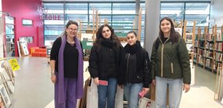 Studentesse-e-docente-in-Erasmus-in-Francia