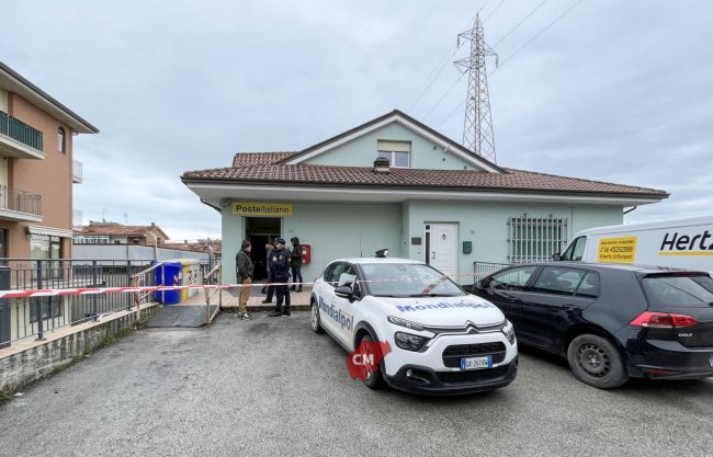assalto-bancomat-sma-e-ritrovamento-auto-polizia-civitanova-FDM-7-650x417
